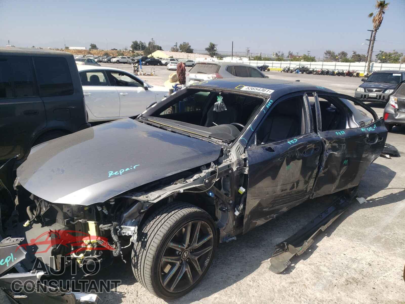 LEXUS IS 2017 - JTHBA1D23H5051030