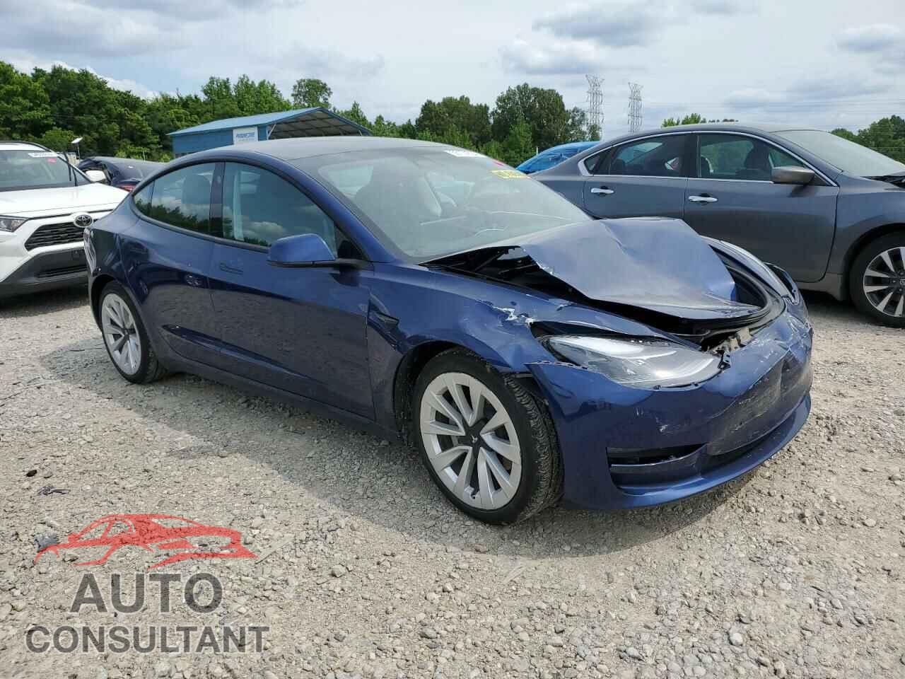 TESLA MODEL 3 2021 - 5YJ3E1EB8MF983600