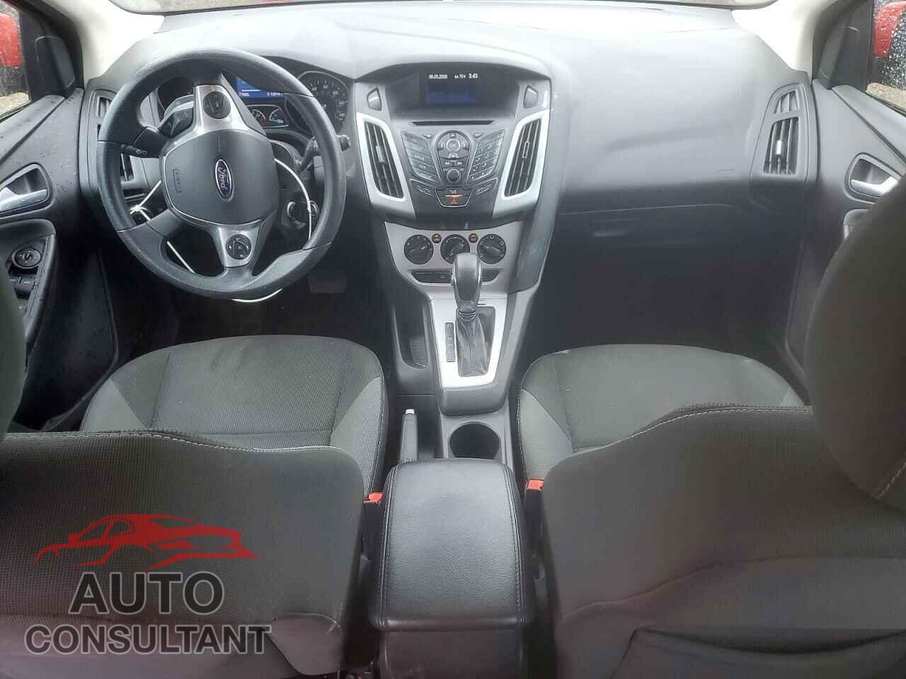 FORD FOCUS 2014 - 1FADP3K22EL132878
