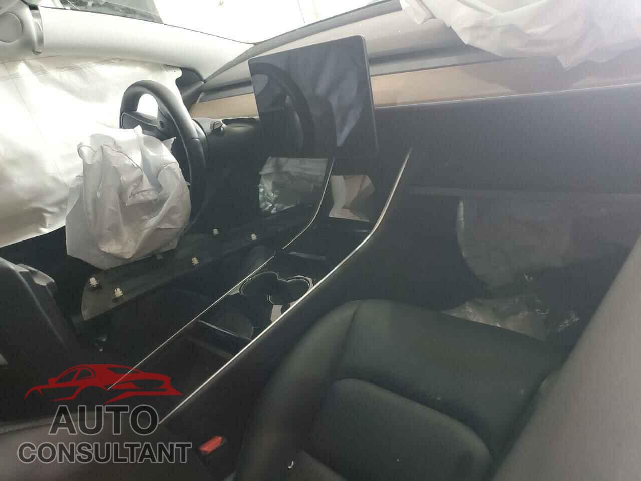 TESLA MODEL 3 2019 - 5YJ3E1EA0KF474184