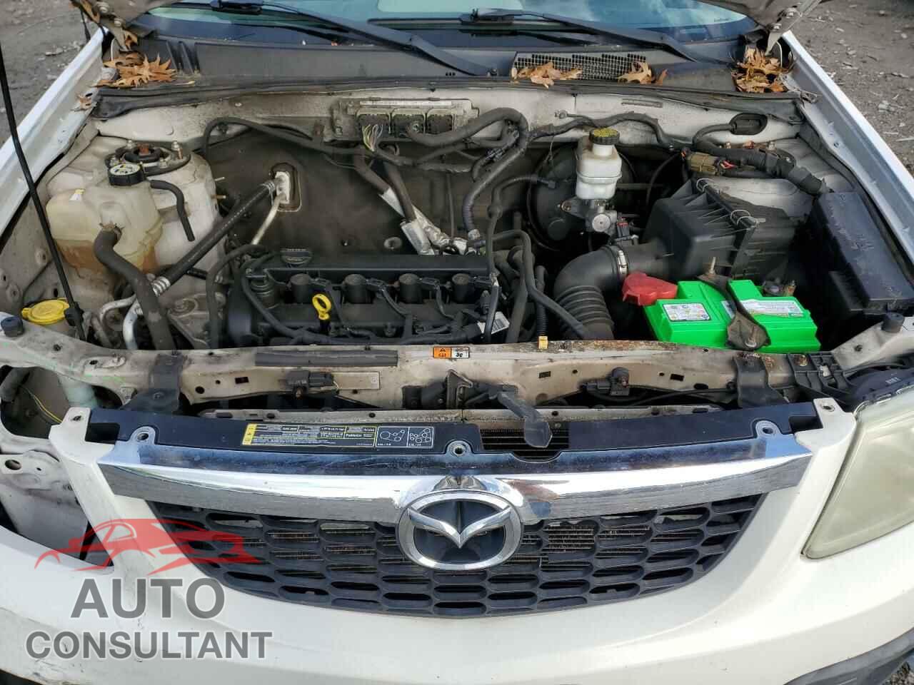 MAZDA TRIBUTE 2011 - 4F2CY0C75BKM00092