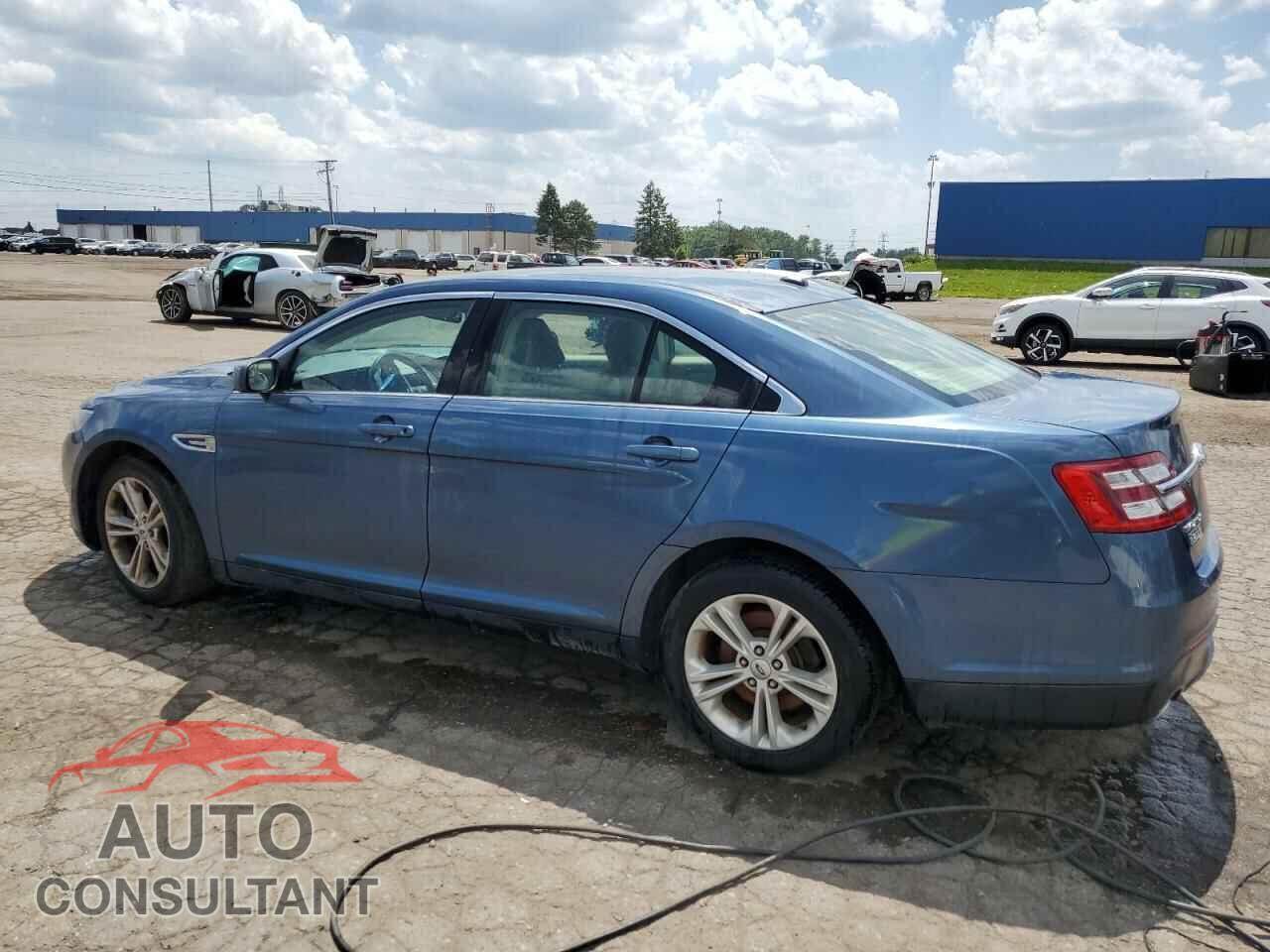 FORD TAURUS 2018 - 1FAHP2H84JG102730