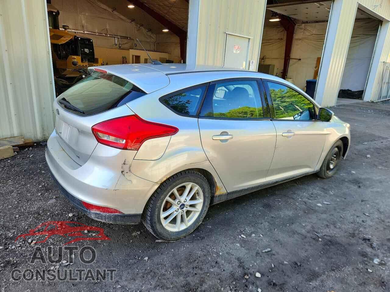 FORD FOCUS 2016 - 1FADP3K26GL263637