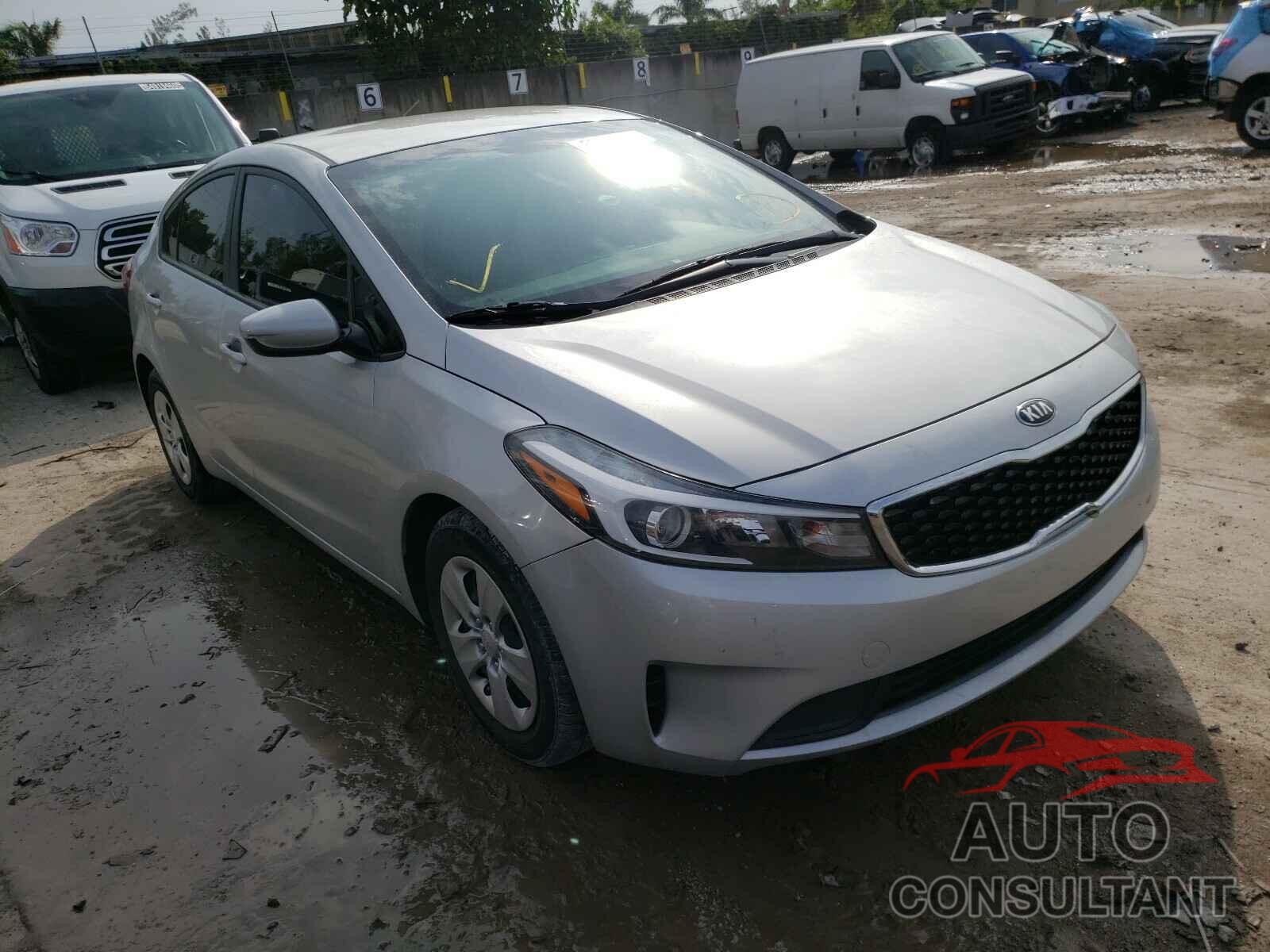 KIA FORTE 2018 - 3KPFK4A7XJE229852
