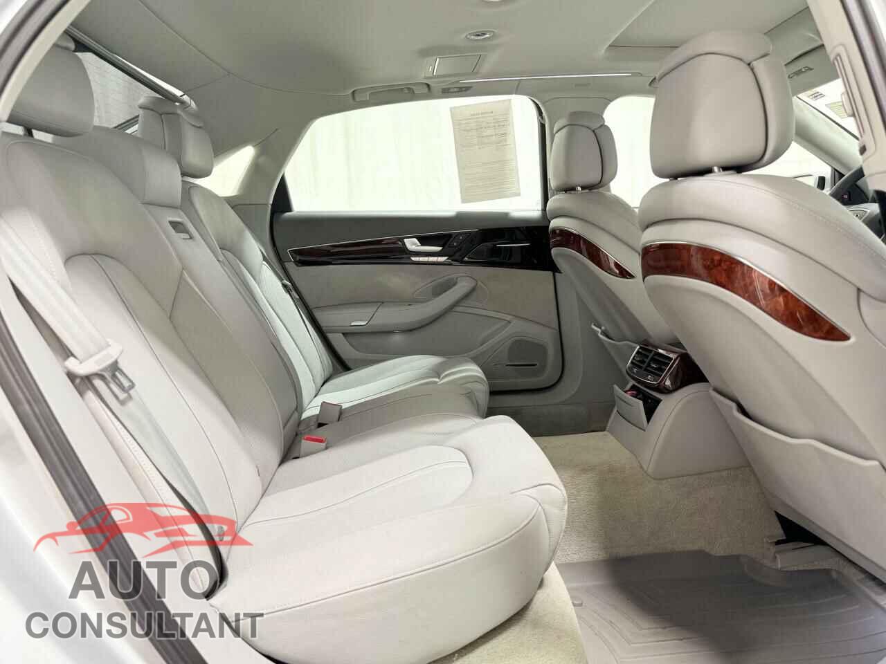 AUDI A8 2012 - WAURVAFD1CN017810