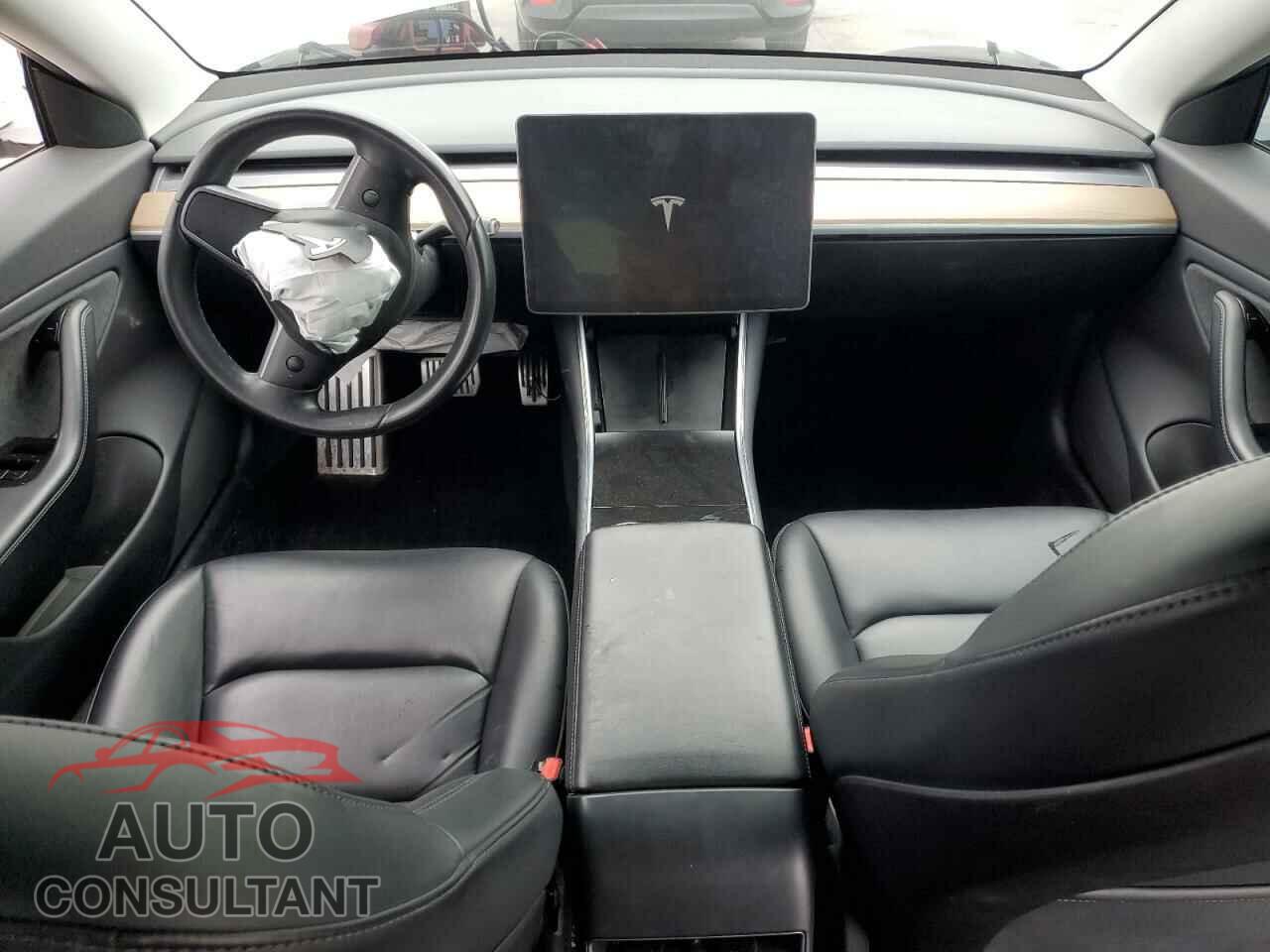 TESLA MODEL 3 2019 - 5YJ3E1EA7KF309944