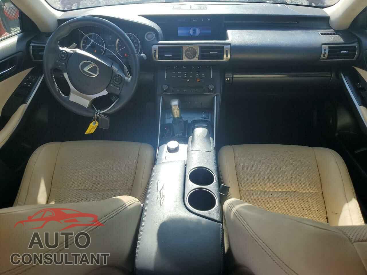 LEXUS IS 2014 - JTHBF1D21E5000493
