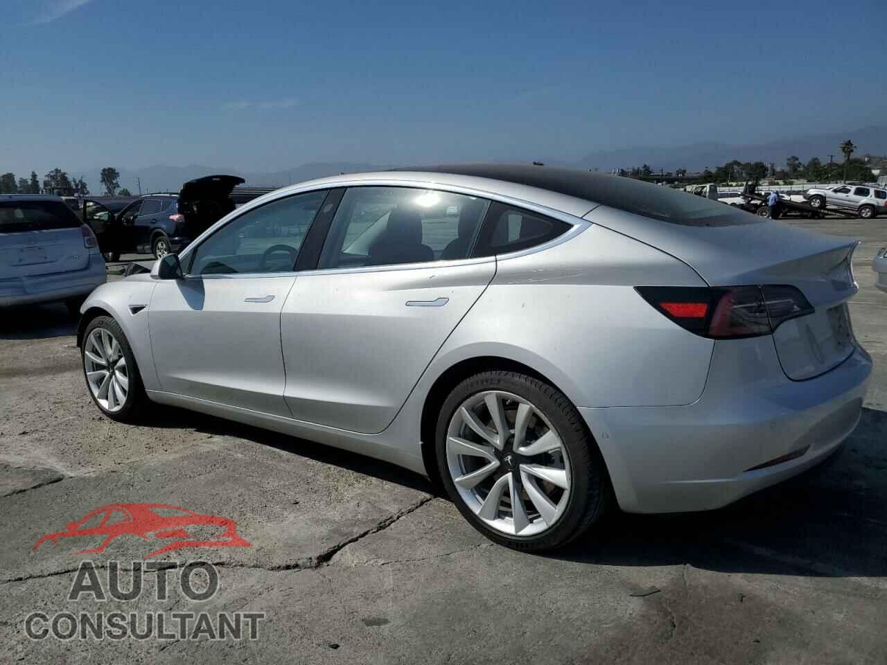 TESLA MODEL 3 2018 - 5YJ3E1EA9JF098891