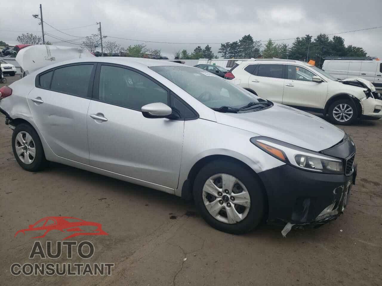 KIA FORTE 2017 - 3KPFL4A71HE052924
