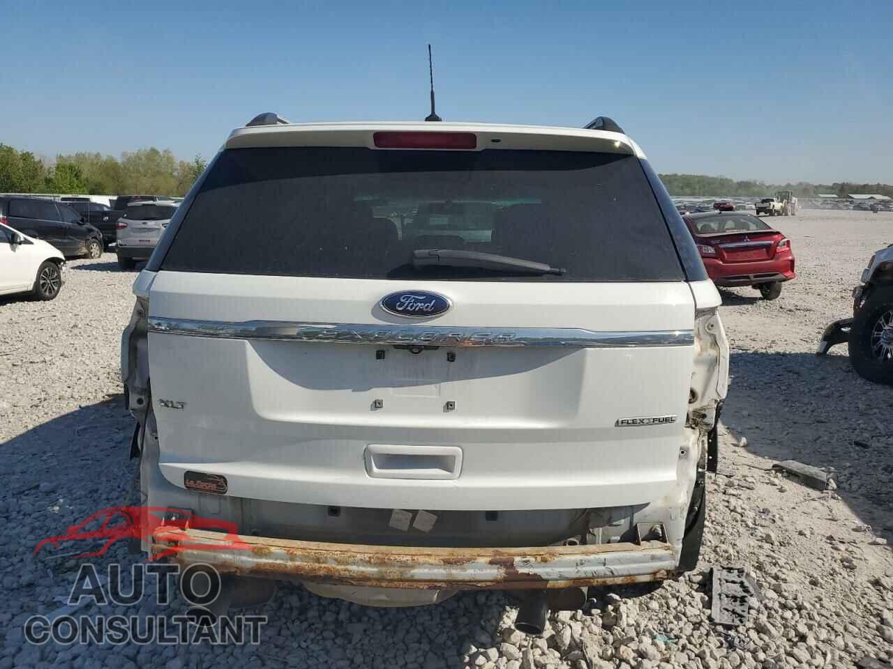 FORD EXPLORER 2015 - 1FM5K7D80FGA85121