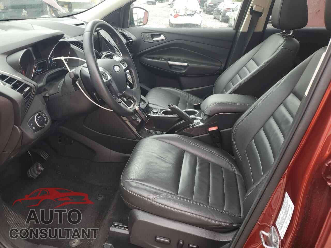 FORD ESCAPE 2016 - 1FMCU9J96GUA81541