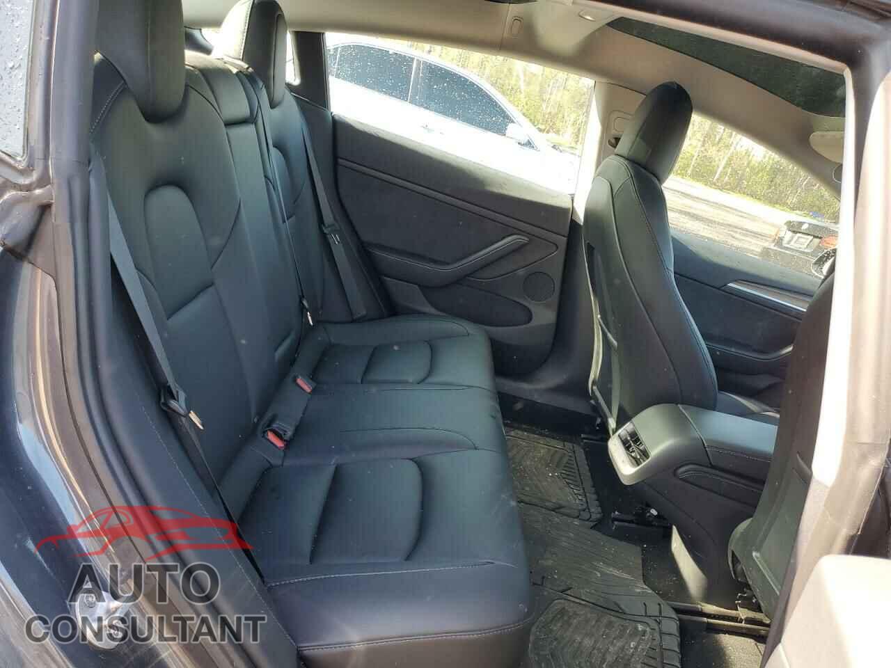 TESLA MODEL 3 2023 - 5YJ3E1EAXPF404814