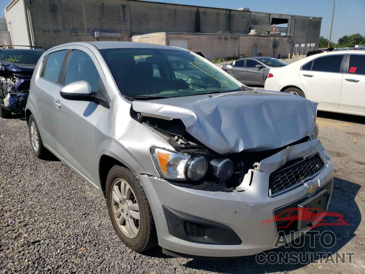 CHEVROLET SONIC 2016 - 1G1JC6SH3G4152206