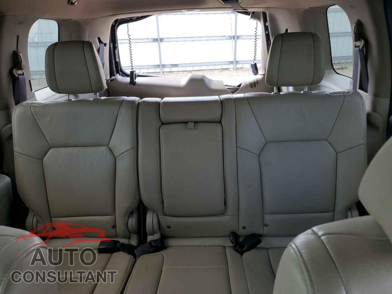 HONDA PILOT 2013 - 5FNYF4H58DB004622