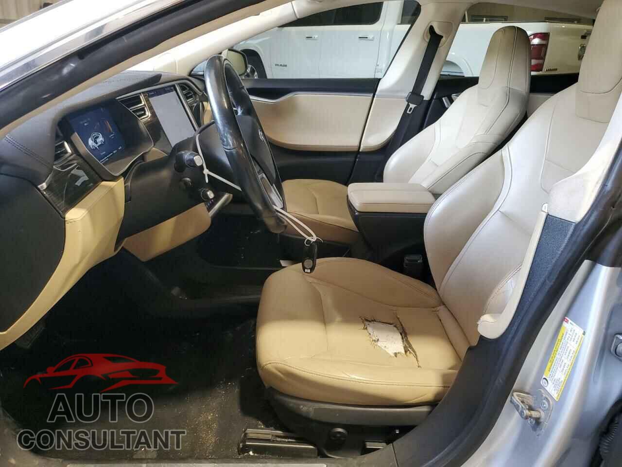 TESLA MODEL S 2015 - 5YJSA1H27FF090291