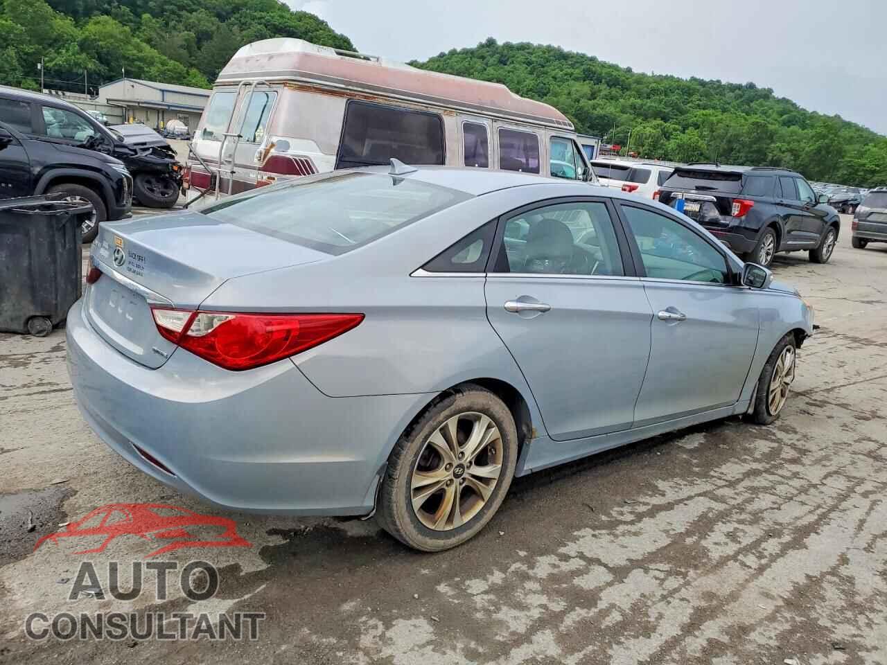 HYUNDAI SONATA 2011 - 5NPEC4AC1BH021717
