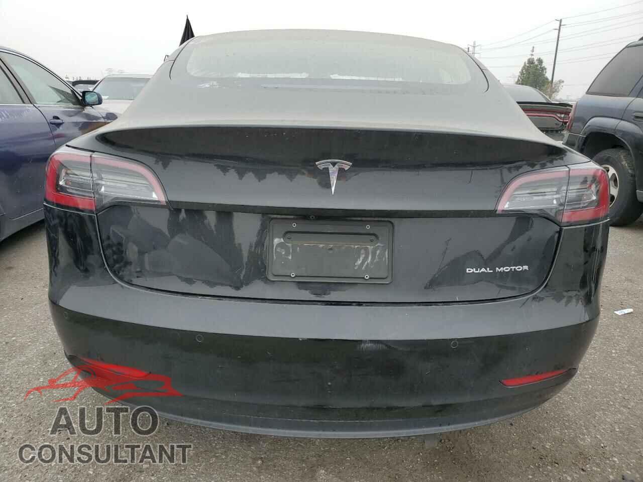 TESLA MODEL 3 2019 - 5YJ3E1EB2KF450638