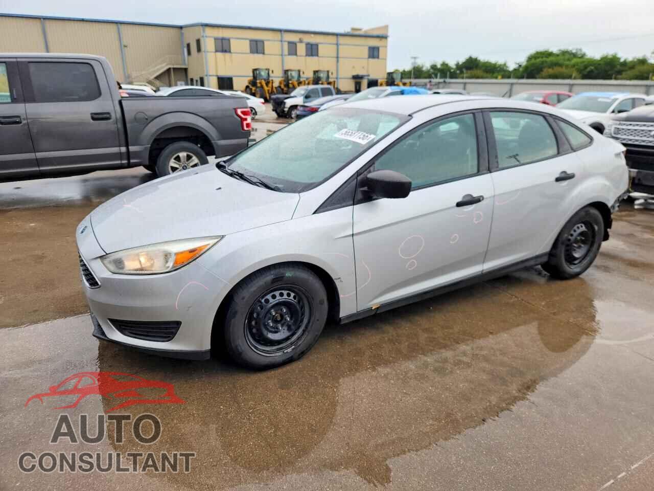 FORD FOCUS 2016 - 1FADP3E28GL361743