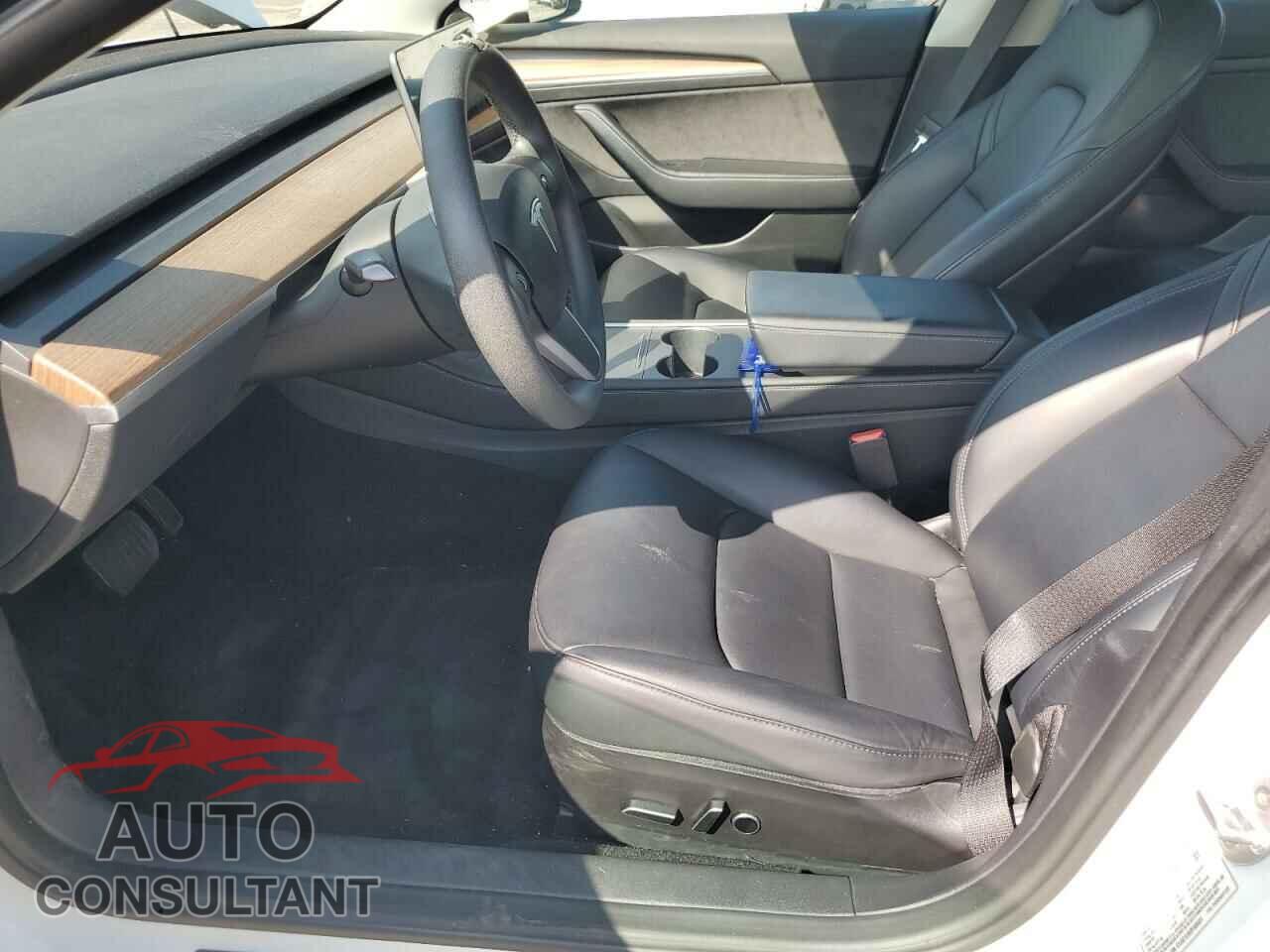 TESLA MODEL 3 2023 - 5YJ3E1EA5PF406051