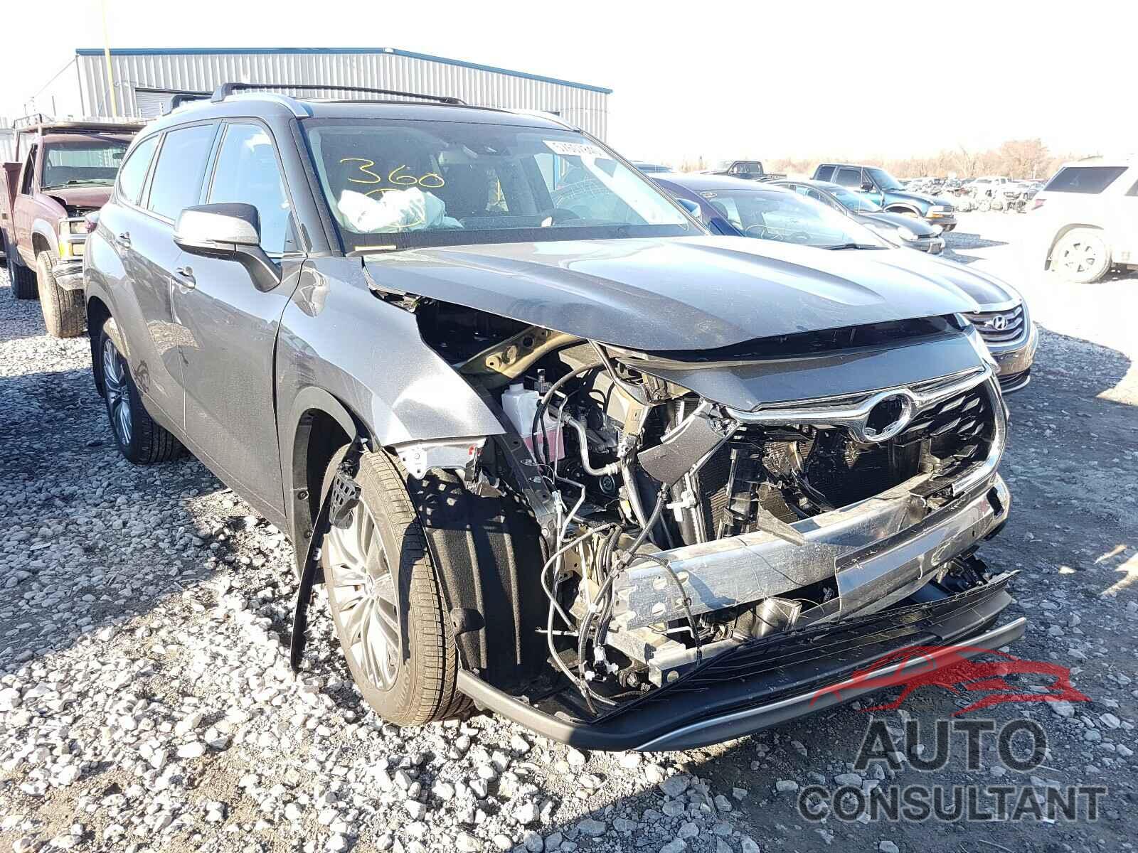 TOYOTA HIGHLANDER 2020 - 5TDFZRBH6LS043198
