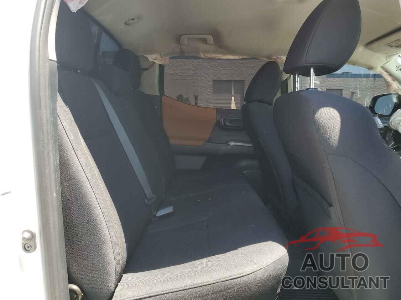 TOYOTA TACOMA 2018 - 5TFAX5GNXJX126244