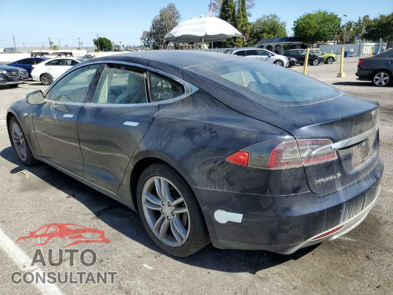 TESLA MODEL S 2014 - 5YJSA1S16EFP32322