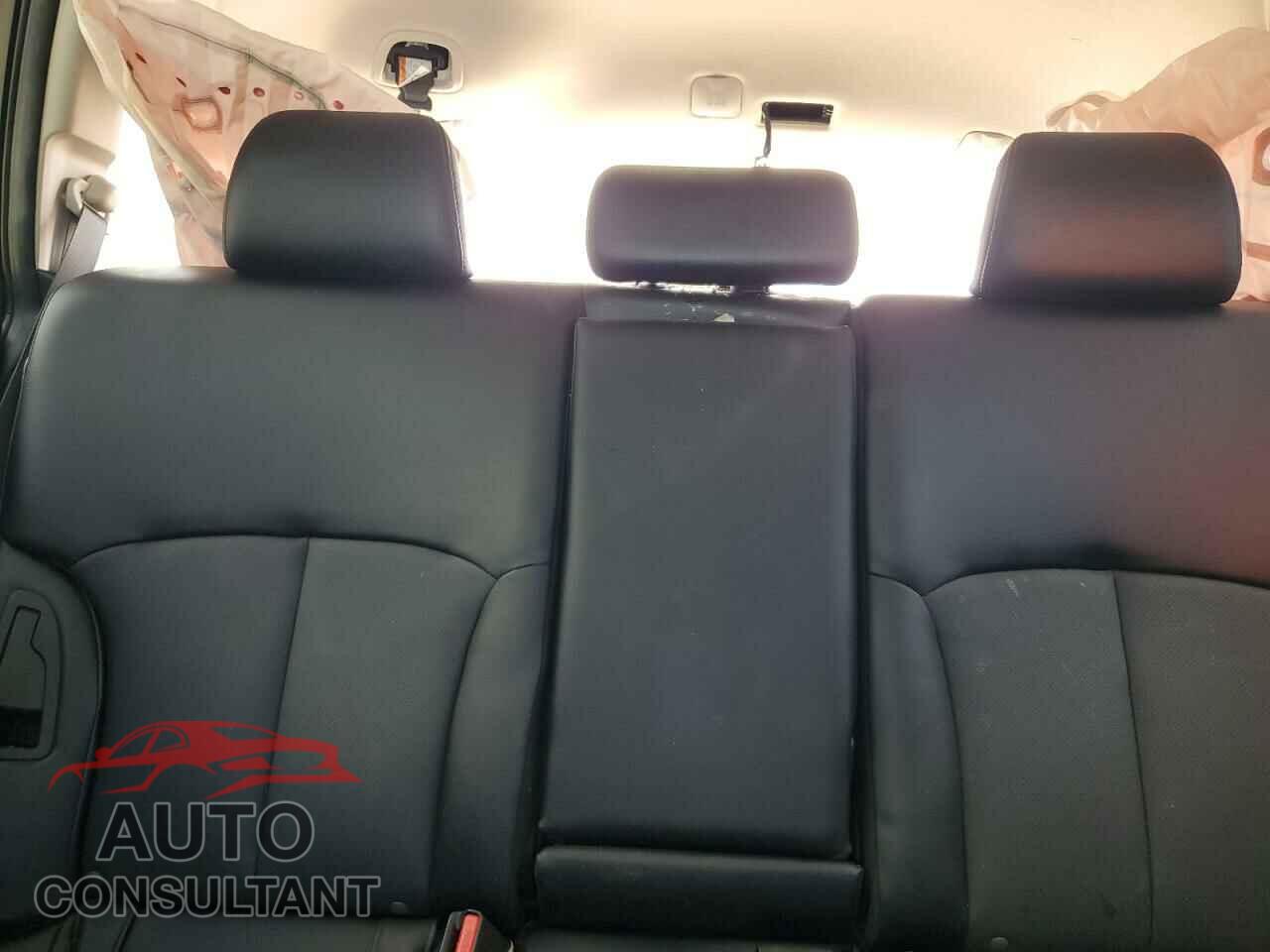 SUBARU OUTBACK 2014 - 4S4BRCMC8E3201652