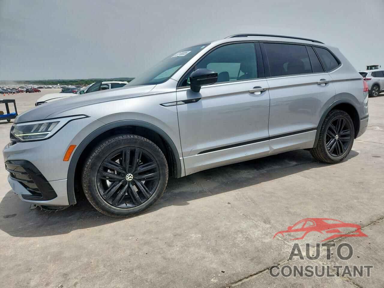 VOLKSWAGEN TIGUAN 2022 - 3VVCB7AX5NM016910