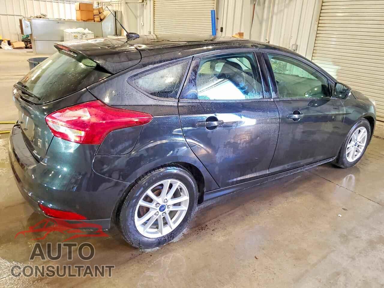 FORD FOCUS 2015 - 1FADP3K21FL308031