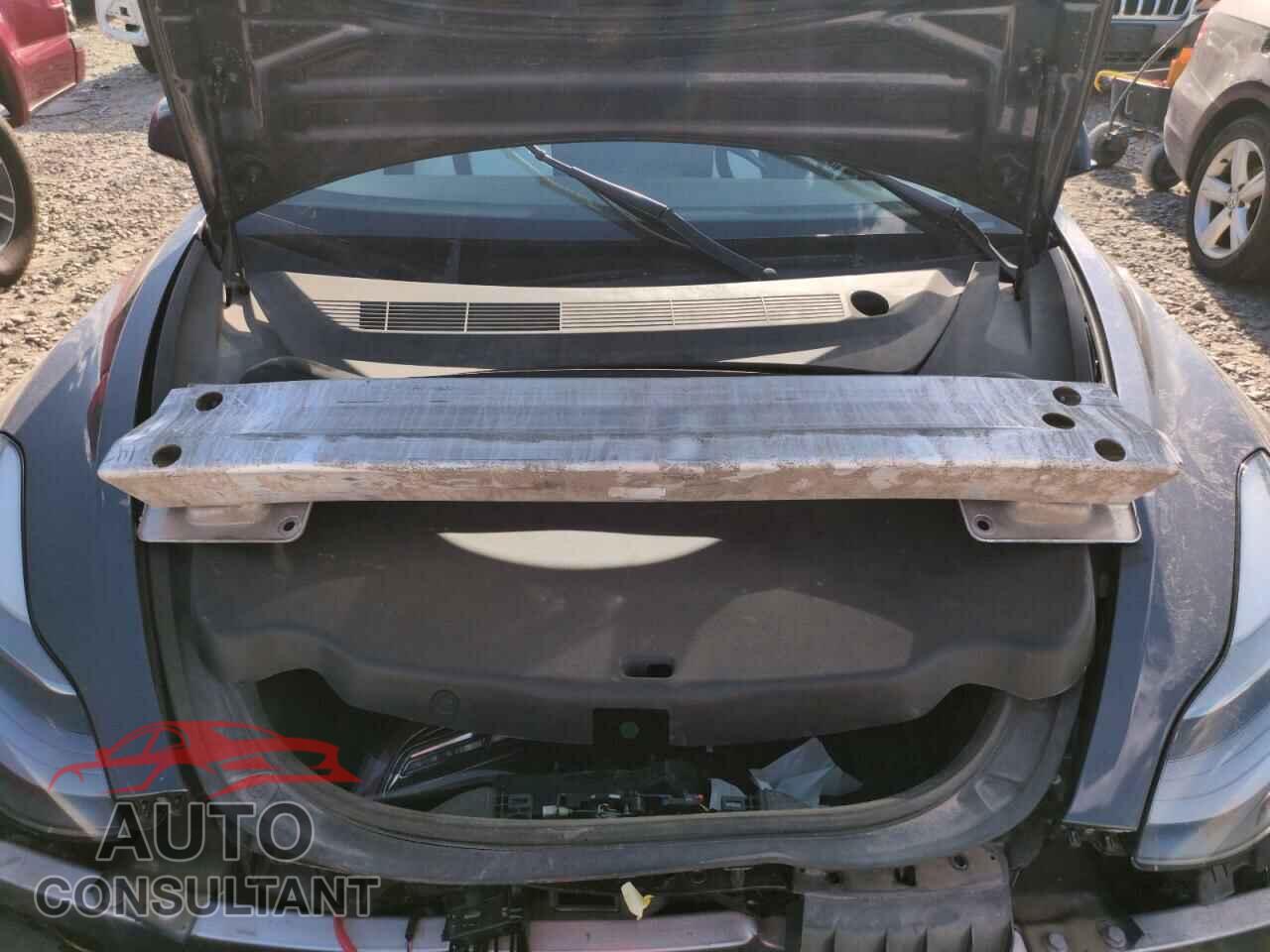 TESLA MODEL 3 2021 - 5YJ3E1EB9MF868519