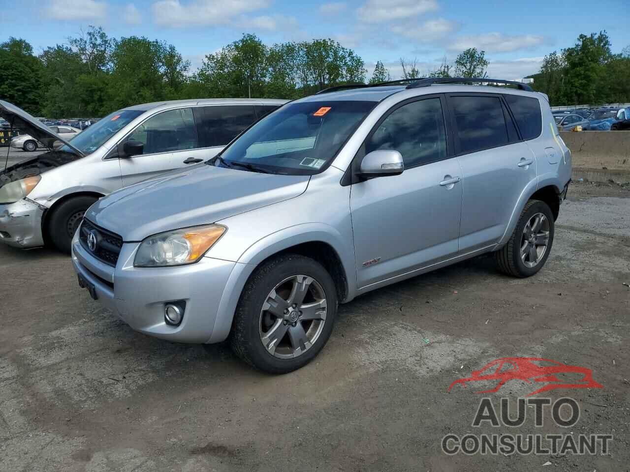 TOYOTA RAV4 2011 - JTMRF4DV0B5048008