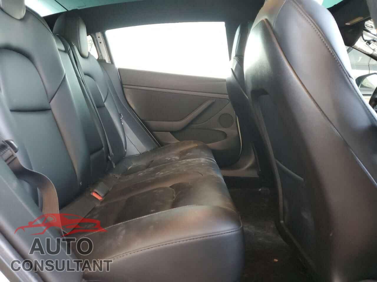 TESLA MODEL 3 2021 - 5YJ3E1EA1MF990816