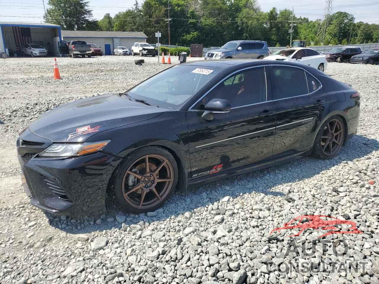 TOYOTA CAMRY 2018 - 4T1BZ1HK4JU506415