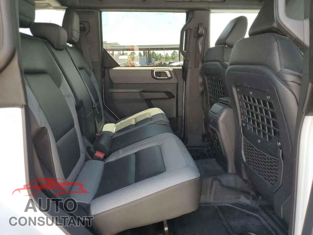 FORD BRONCO 2023 - 1FMEE5DP5PLB73657