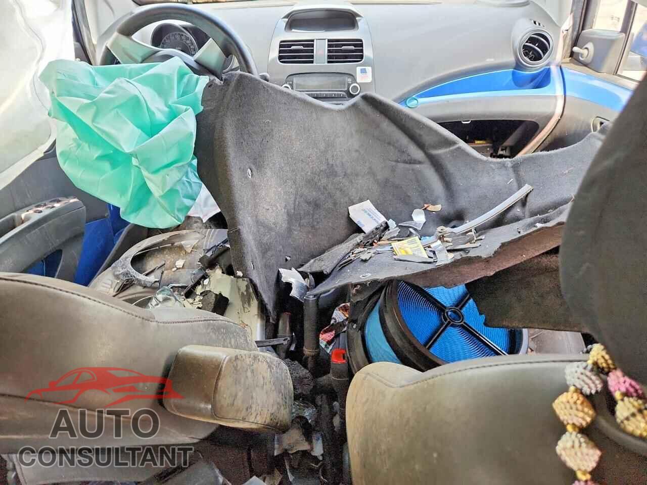 CHEVROLET SPARK 2014 - KL8CB6S97EC570033
