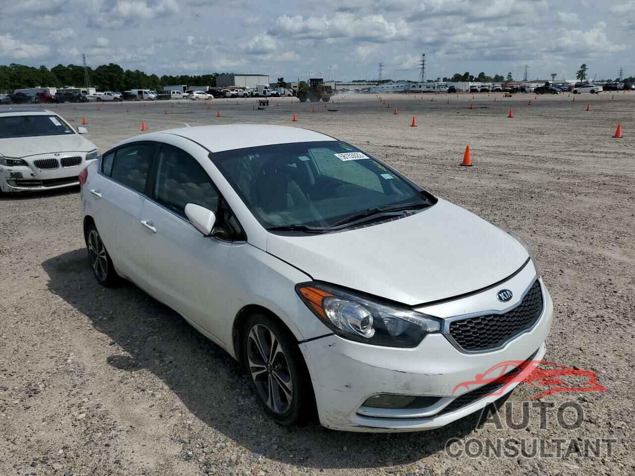 KIA FORTE 2016 - KNAFX4A89G5497643