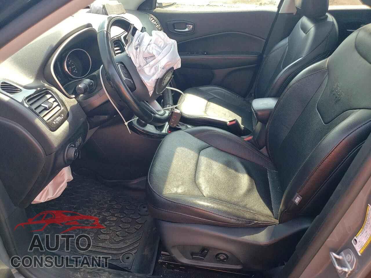 JEEP COMPASS 2021 - 3C4NJDCB4MT535588