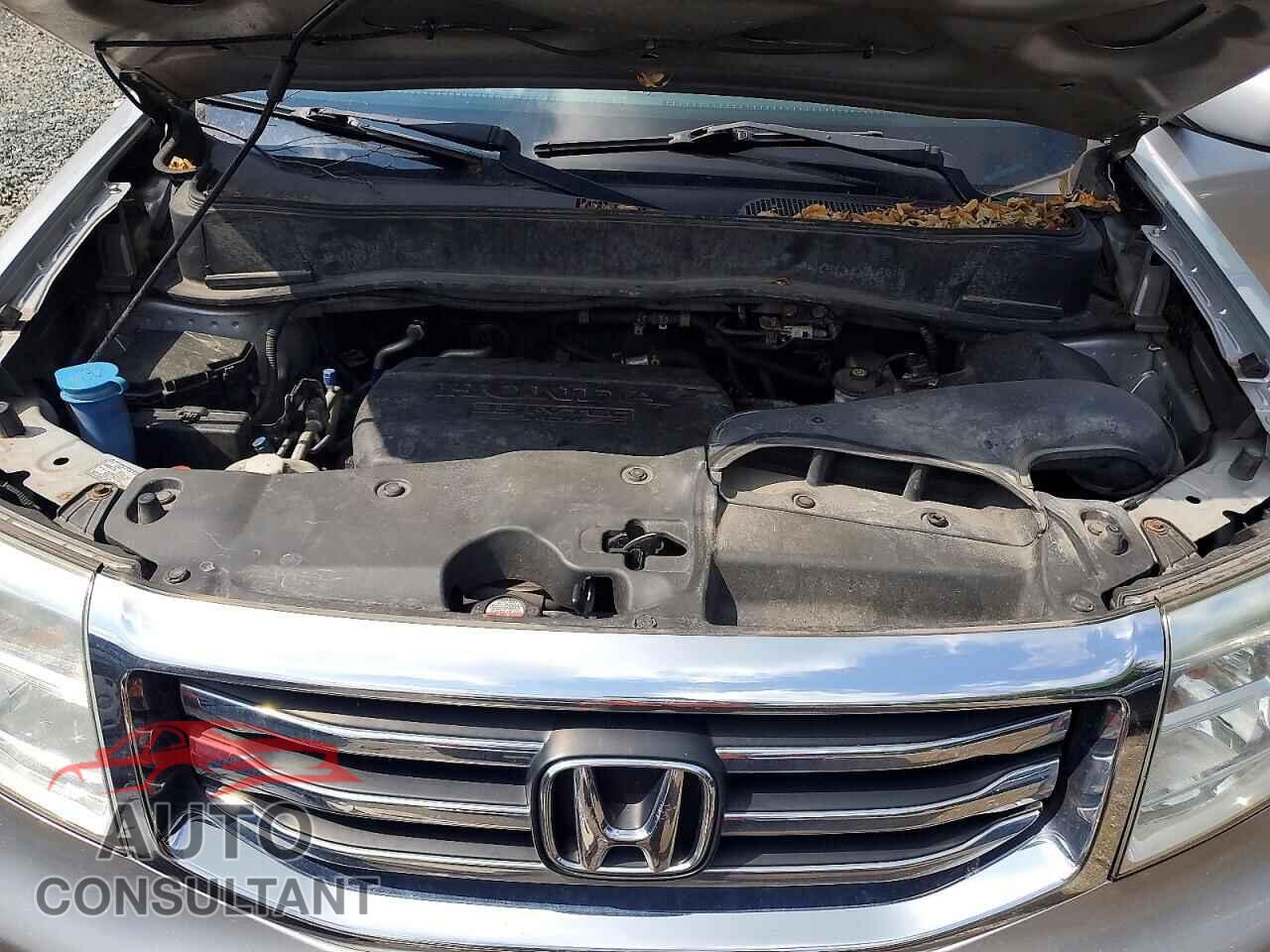 HONDA PILOT 2012 - 5FNYF4H52CB048839
