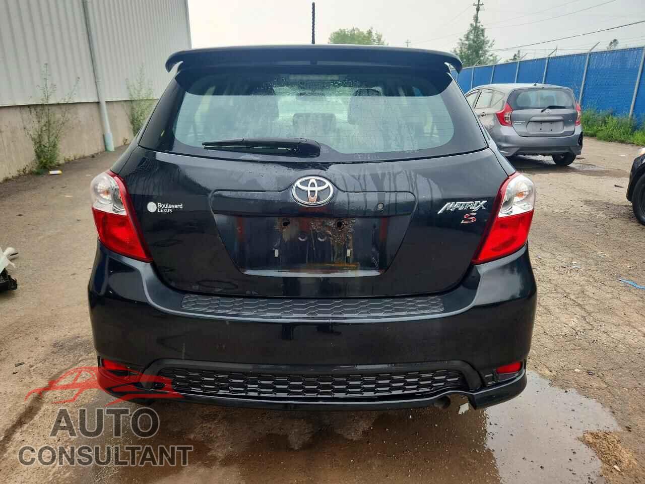 TOYOTA MATRIX 2011 - 2T1KU4EEXBC539744