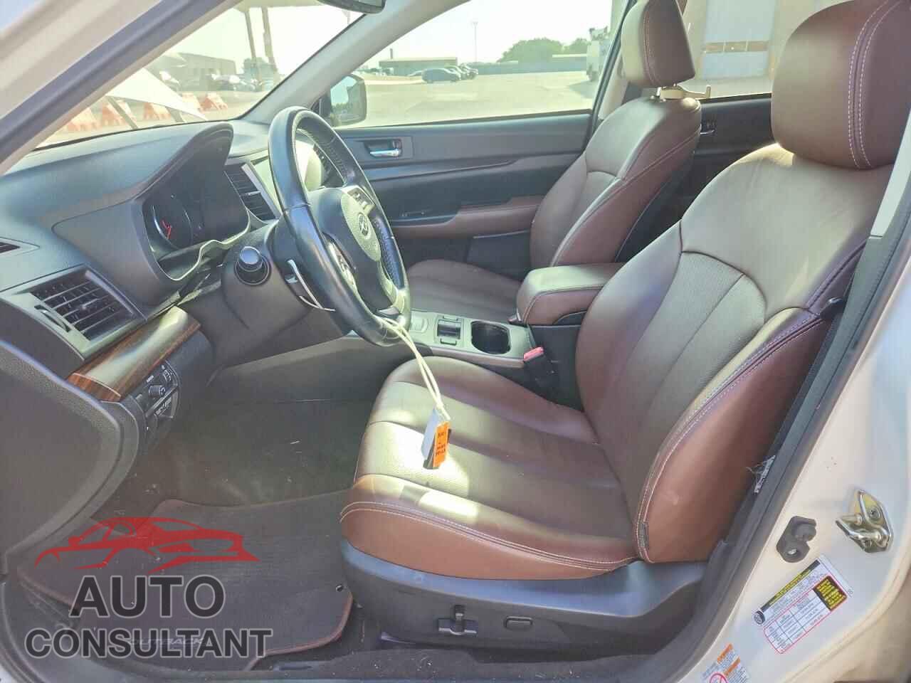 SUBARU OUTBACK 2014 - 4S4BRCPC9E3258230