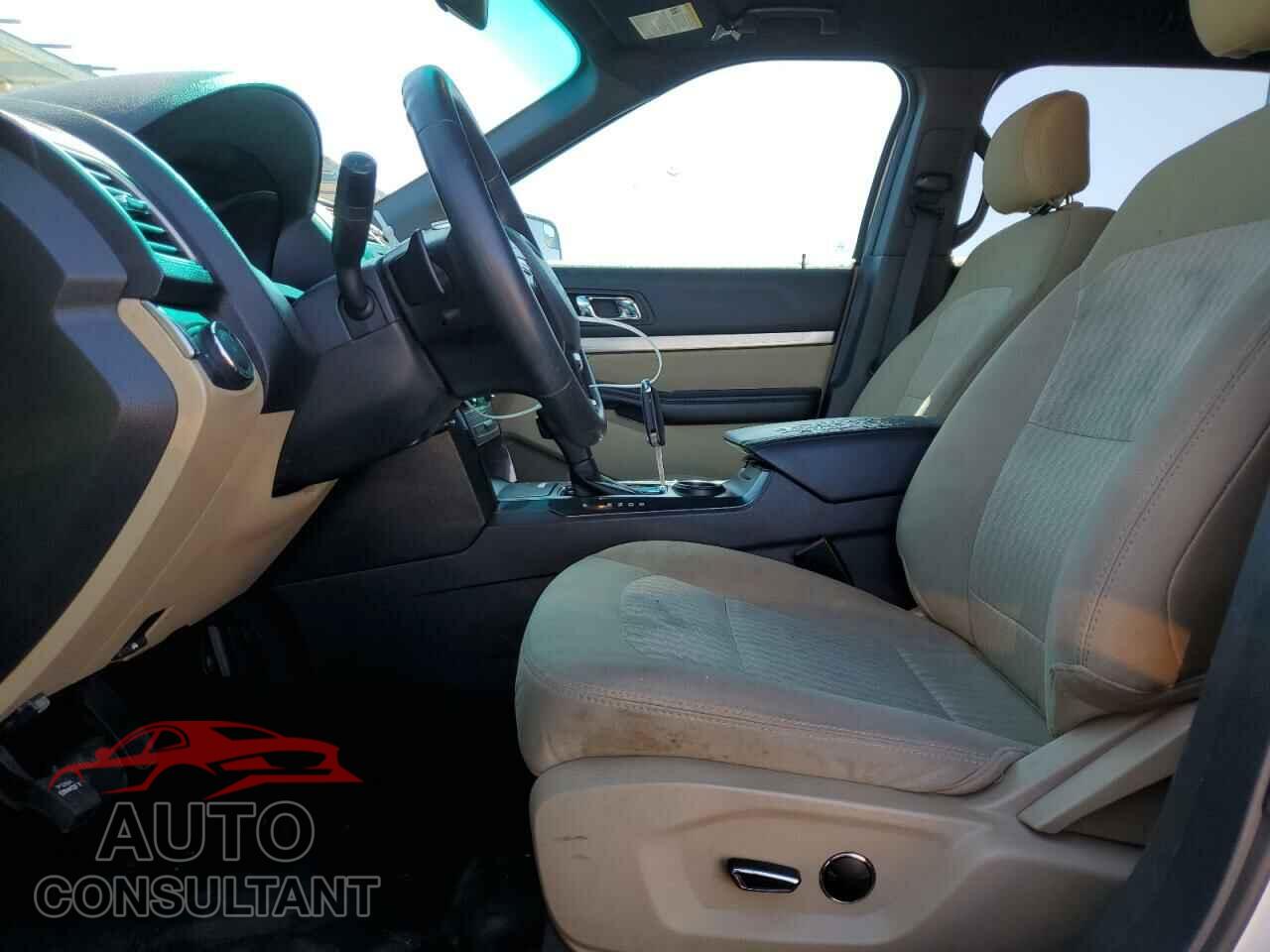 FORD EXPLORER 2017 - 1FM5K7BHXHGA61429