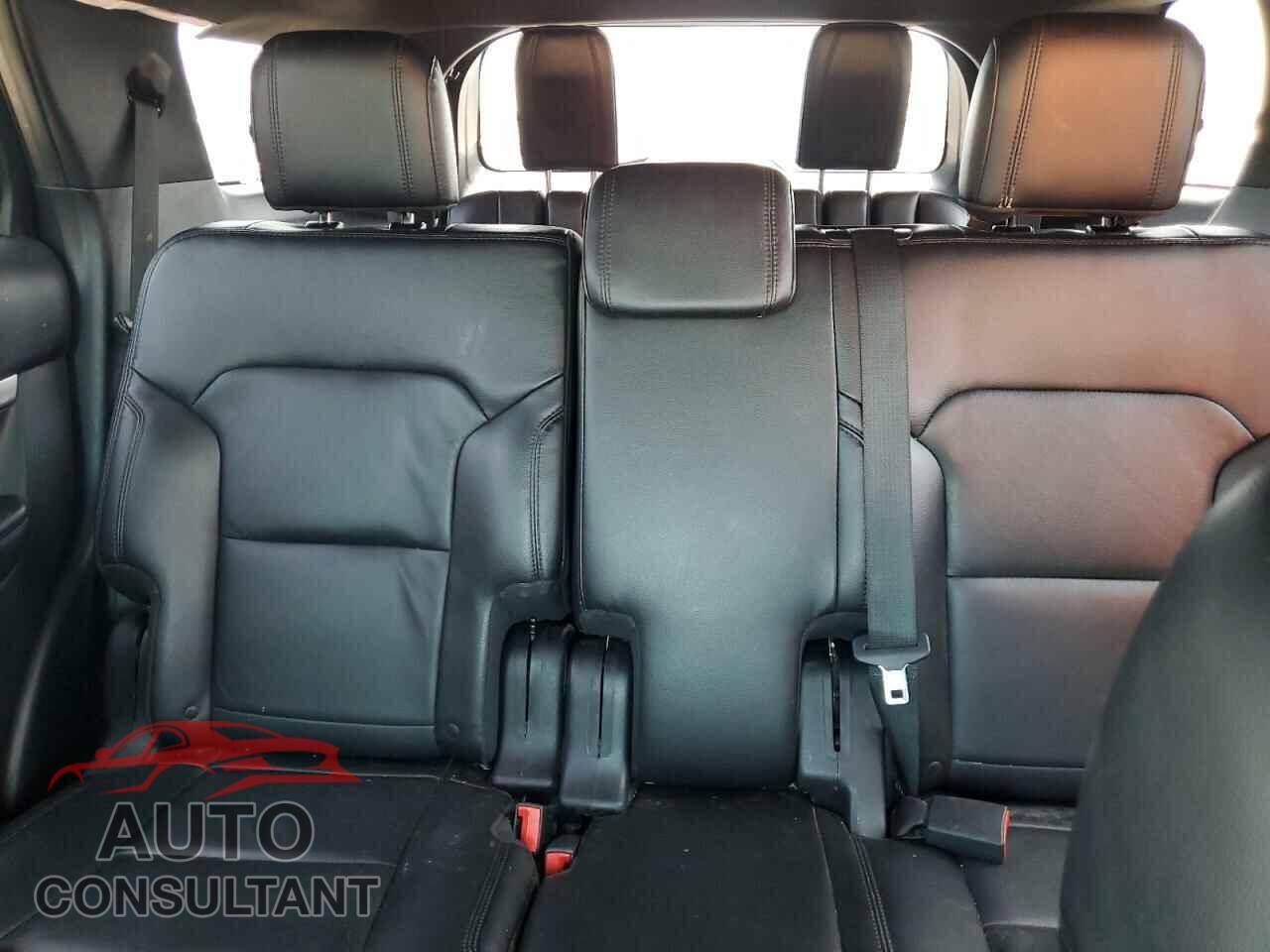 FORD EXPLORER 2017 - 1FM5K8D88HGA57298