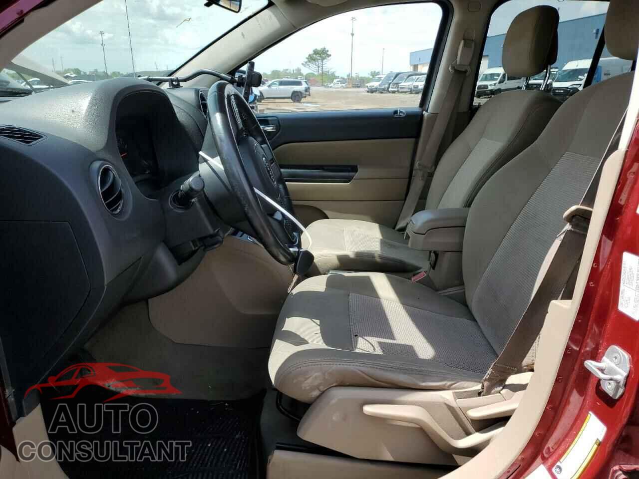 JEEP COMPASS 2011 - 1J4NF4FB3BD192928