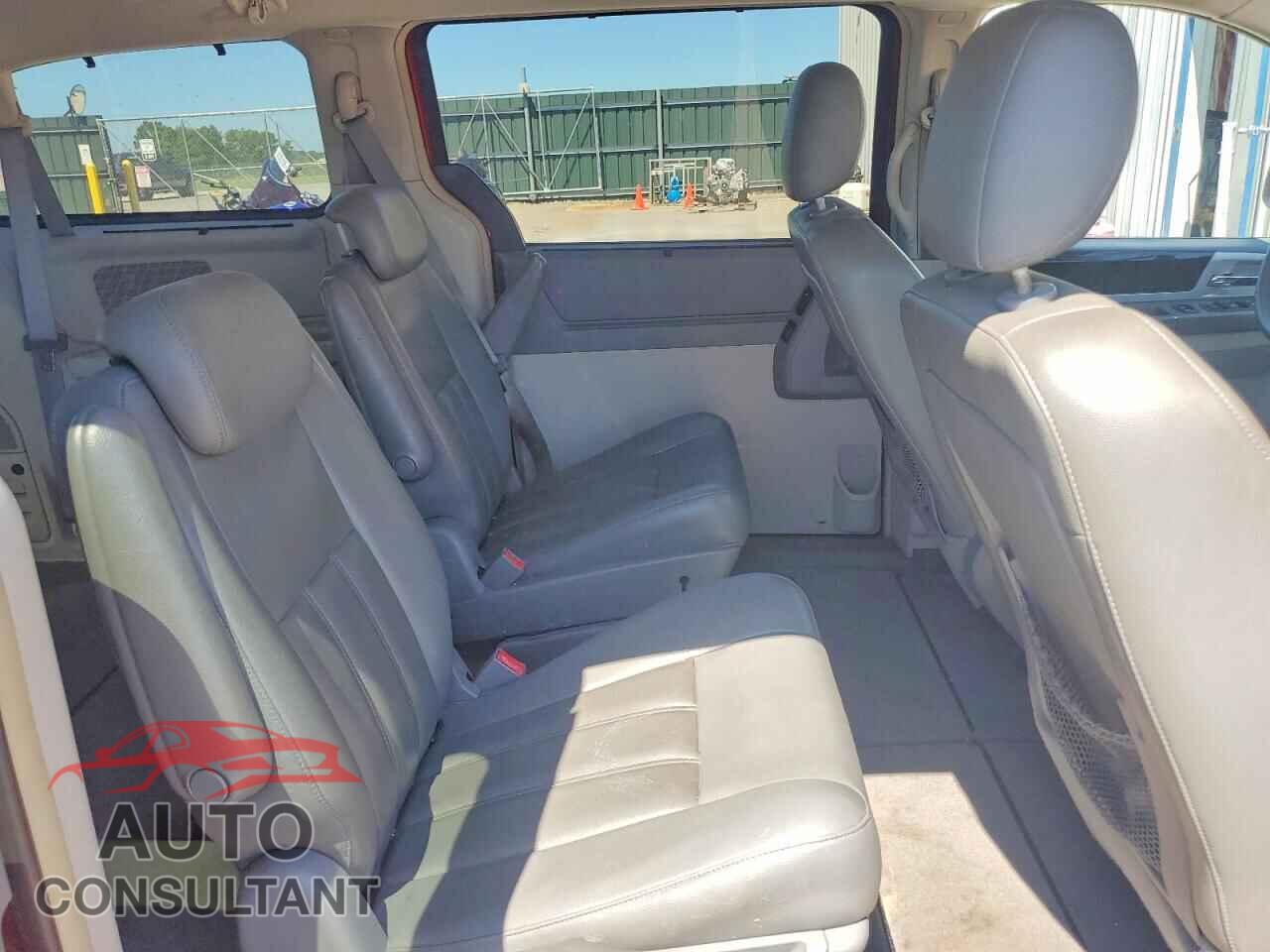 DODGE CARAVAN 2010 - 2D4RN5DX8AR199497