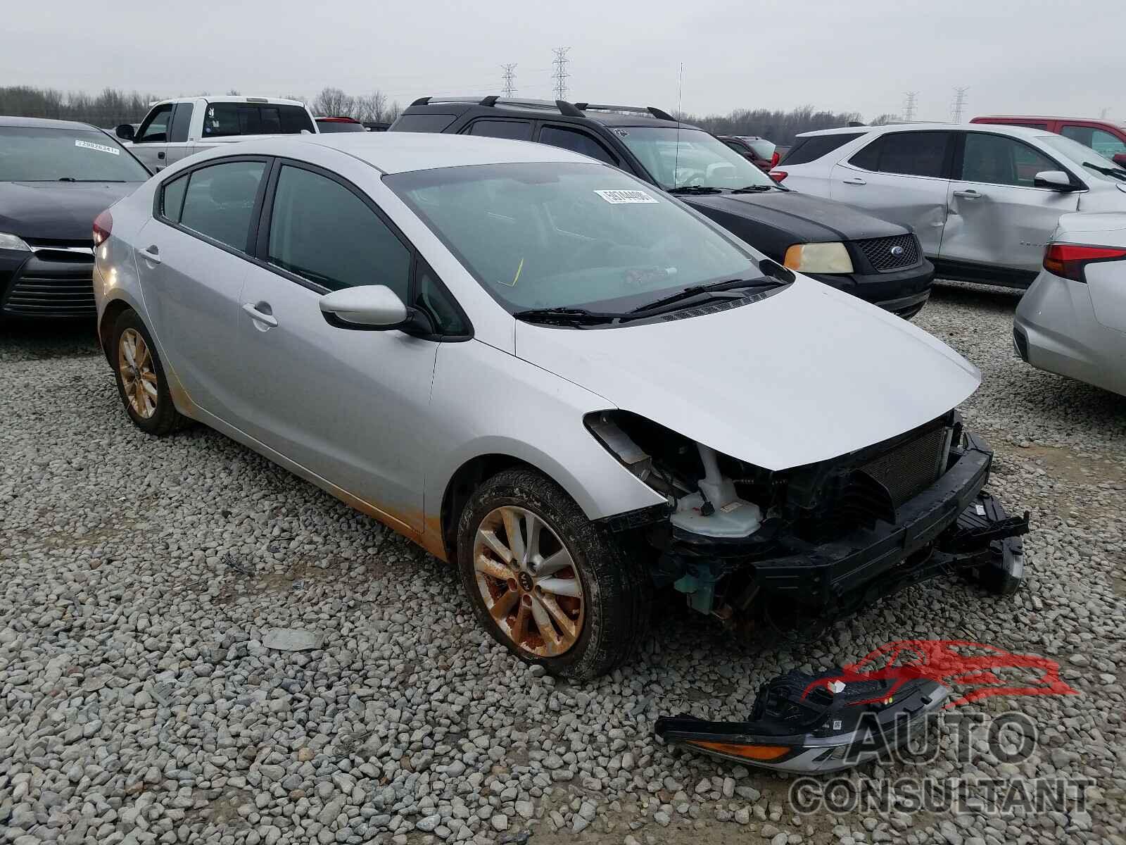 KIA FORTE 2017 - 3KPFL4A74HE014653
