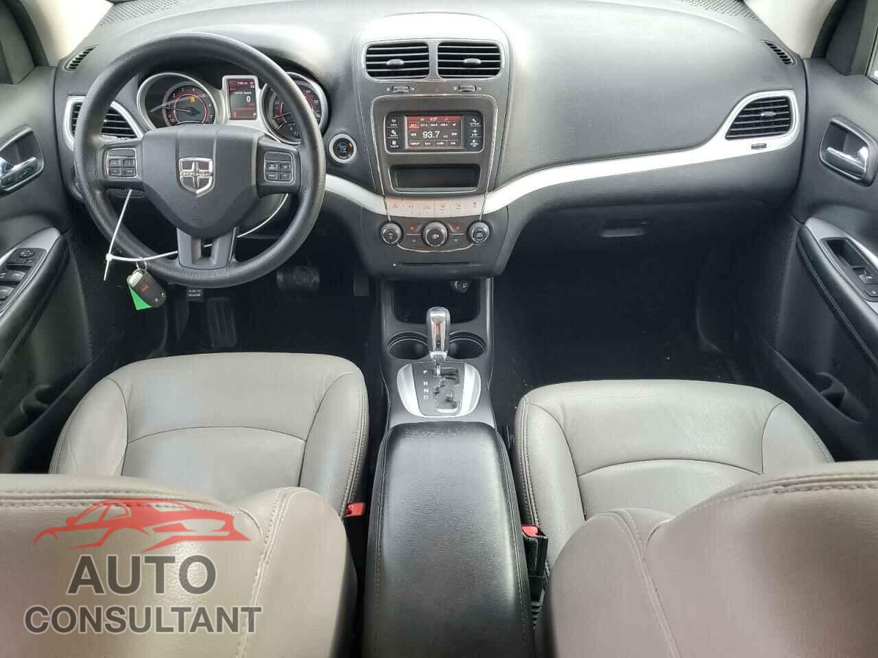 DODGE JOURNEY 2013 - 3C4PDCBG1DT558236