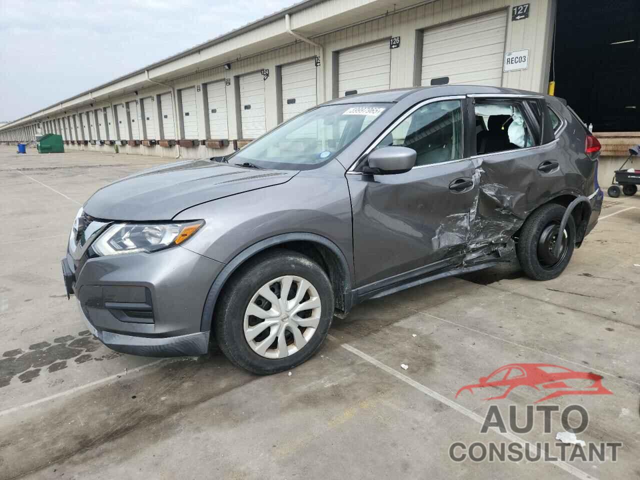 NISSAN ROGUE 2017 - KNMAT2MV9HP540379