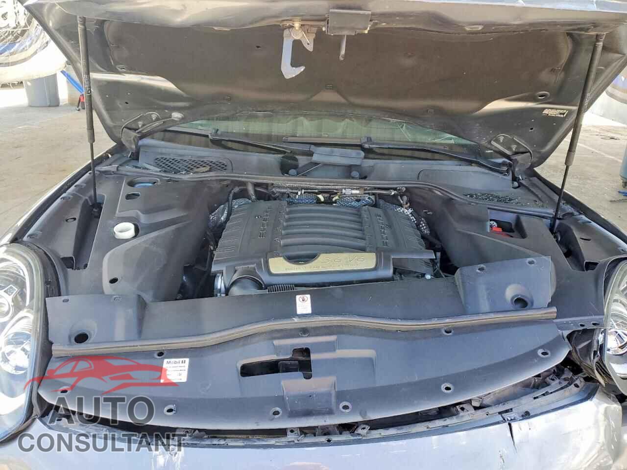 PORSCHE CAYENNE 2018 - WP1AA2A25JKA04742