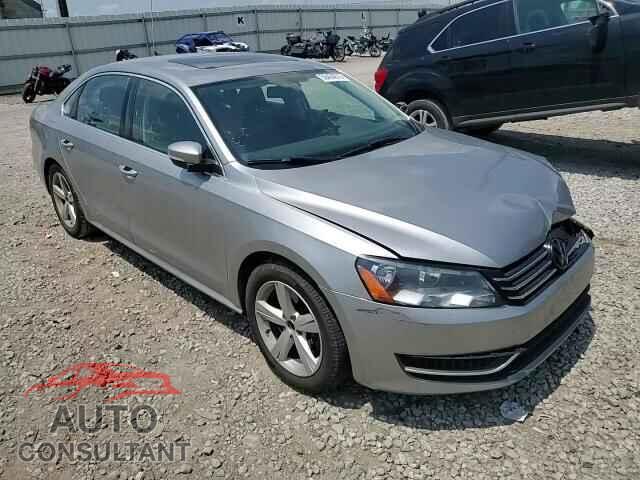 VOLKSWAGEN PASSAT 2013 - 1VWBP7A37DC017076