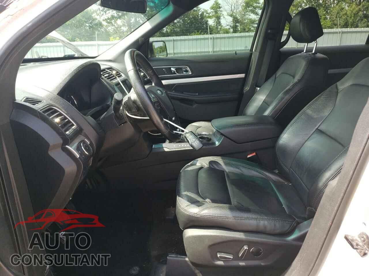 FORD EXPLORER 2017 - 1FM5K7D83HGA67909